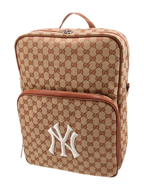 new york yankees backpack gucci|Gucci Medium Backpack With Ny Yankees™ Patch .